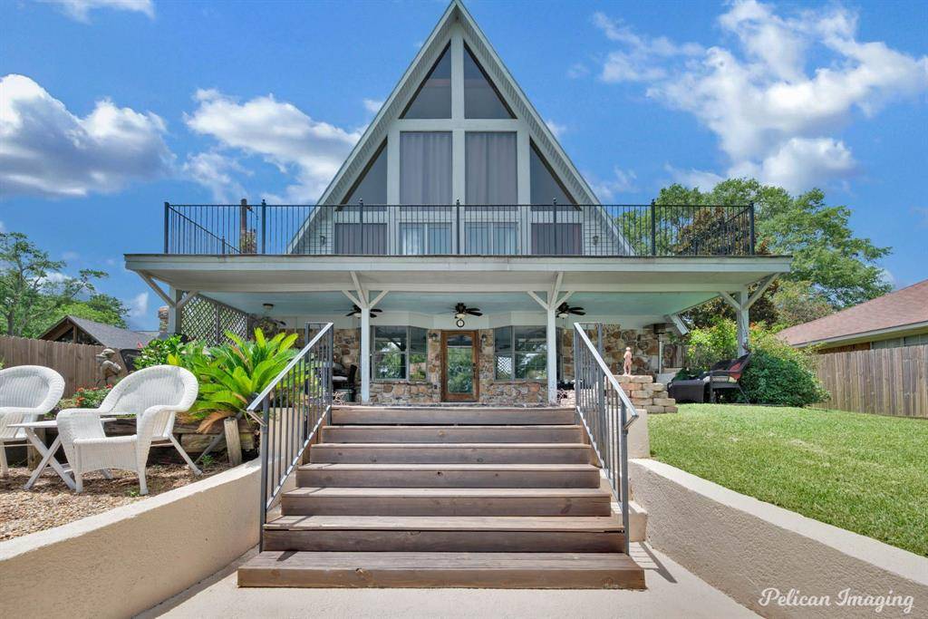5221 S Lakeshore Drive, Shreveport, LA 71109