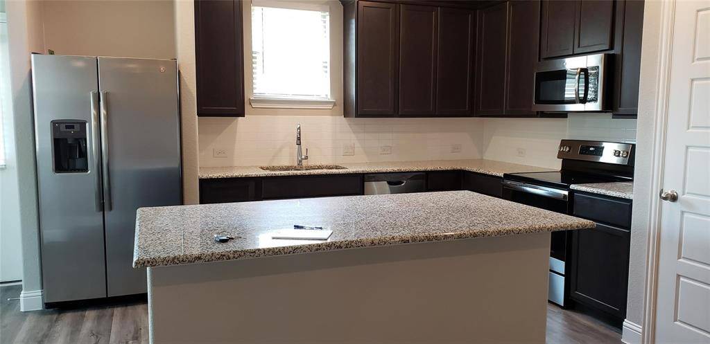 Sanger, TX 76266,4927 Sanger Circle Drive