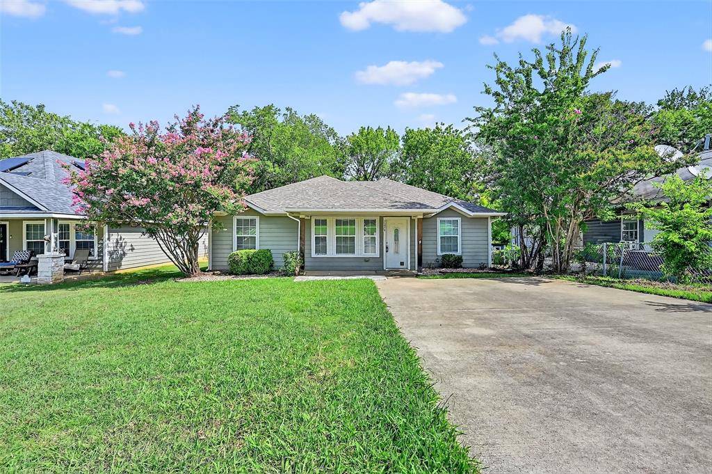 1219 W Elm Street, Denison, TX 75020