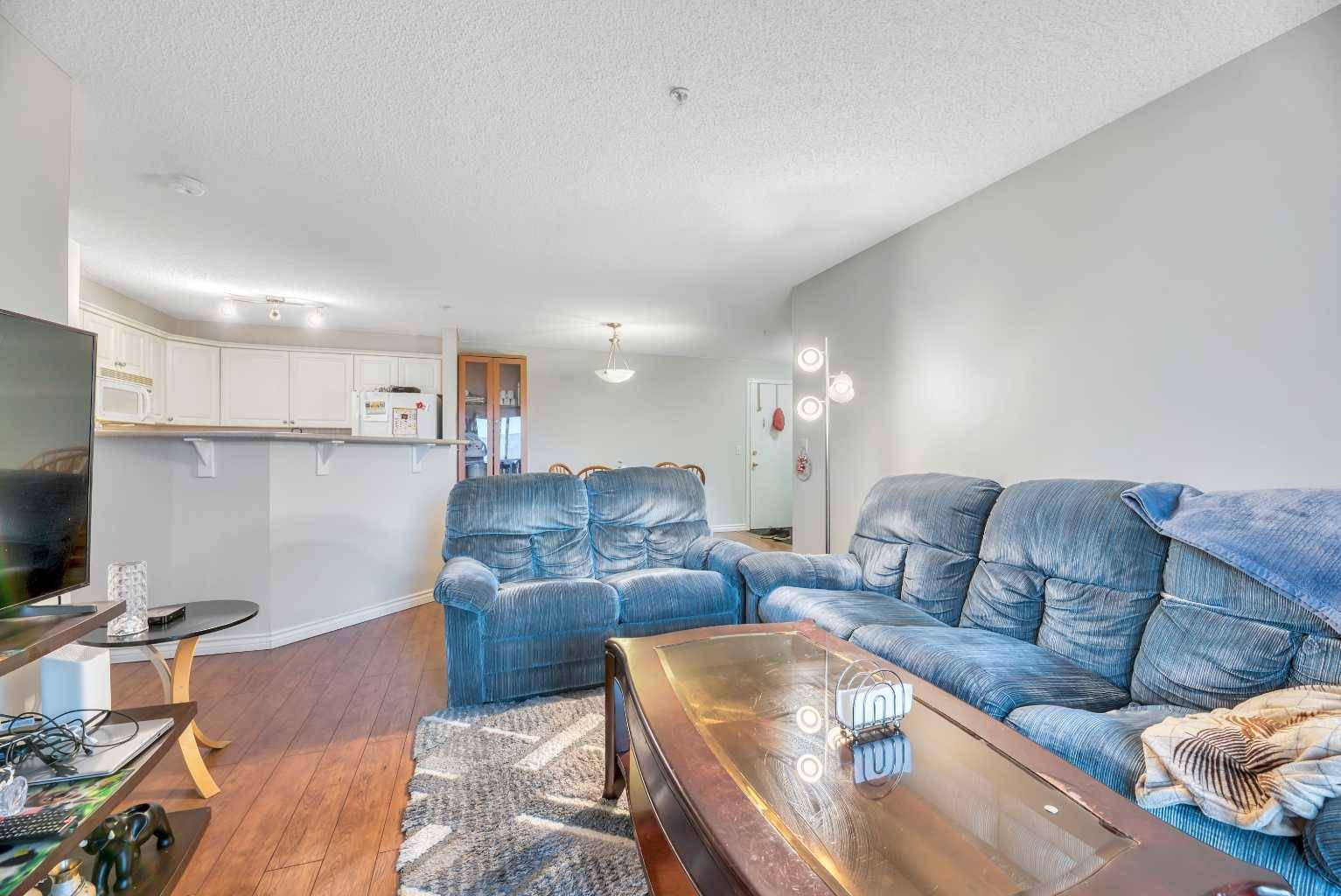 Okotoks, AB T1S2G1,12 Cimarron Common #3210