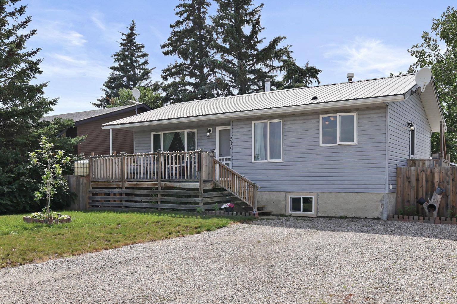Carseland, AB T0J0M0,216 Bartstow ST