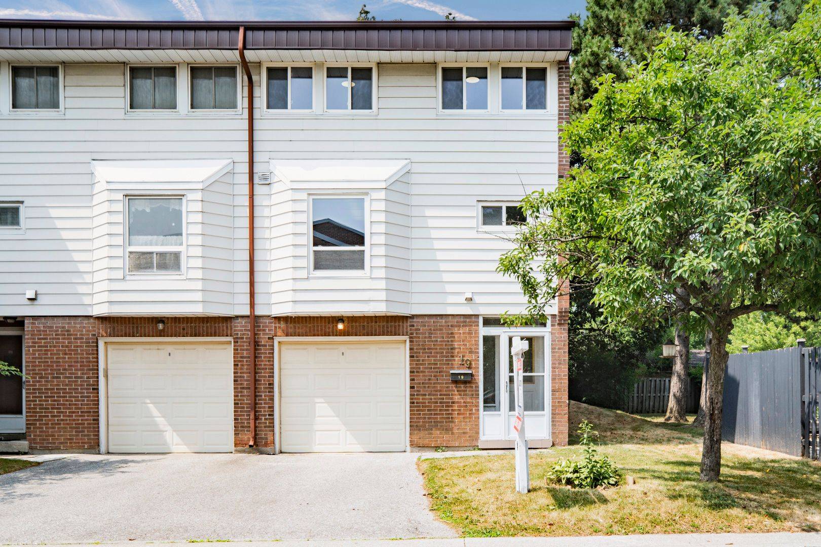 Toronto E07, ON M1S 3K7,2800 Midland AVE #19