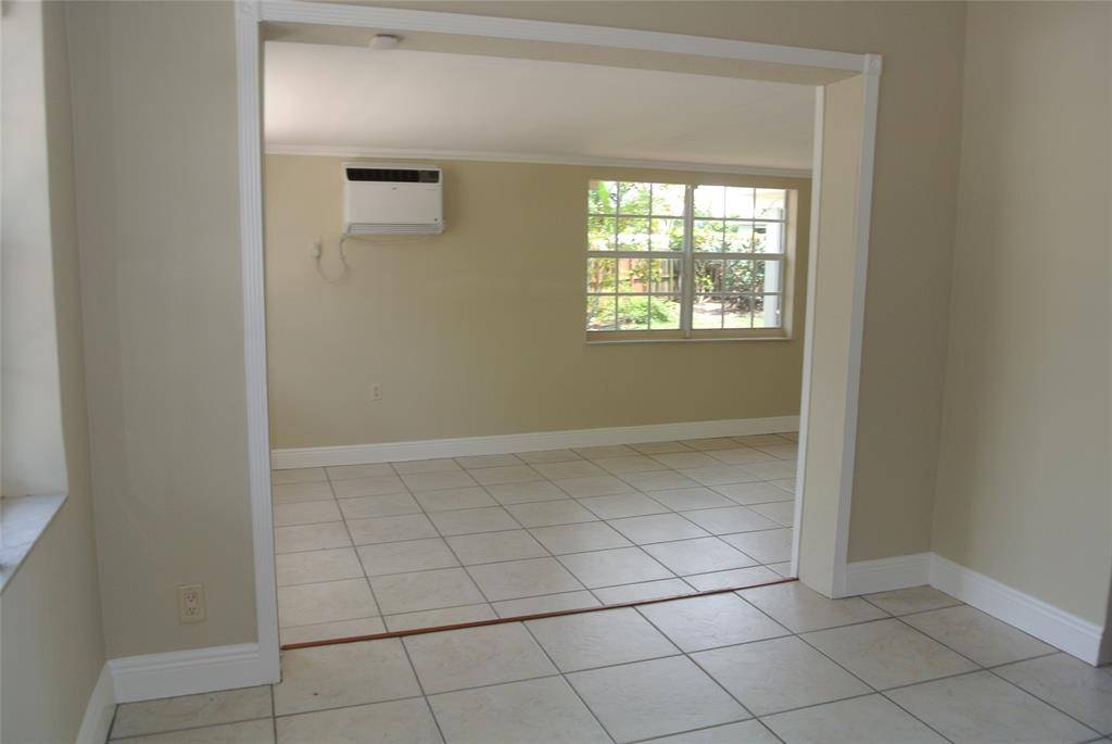 Hollywood, FL 33021,5859 Hayes St