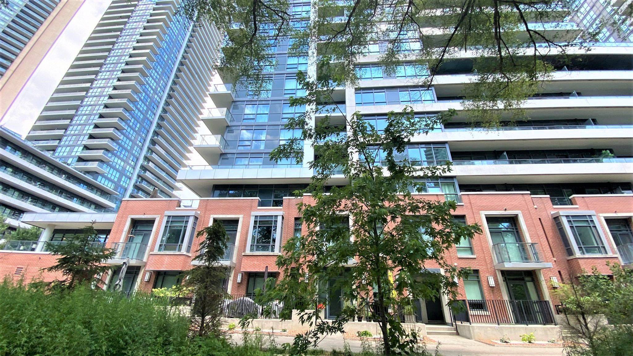 2220 Lake Shore BLVD W #Th01, Toronto W06, ON M8V 0C1