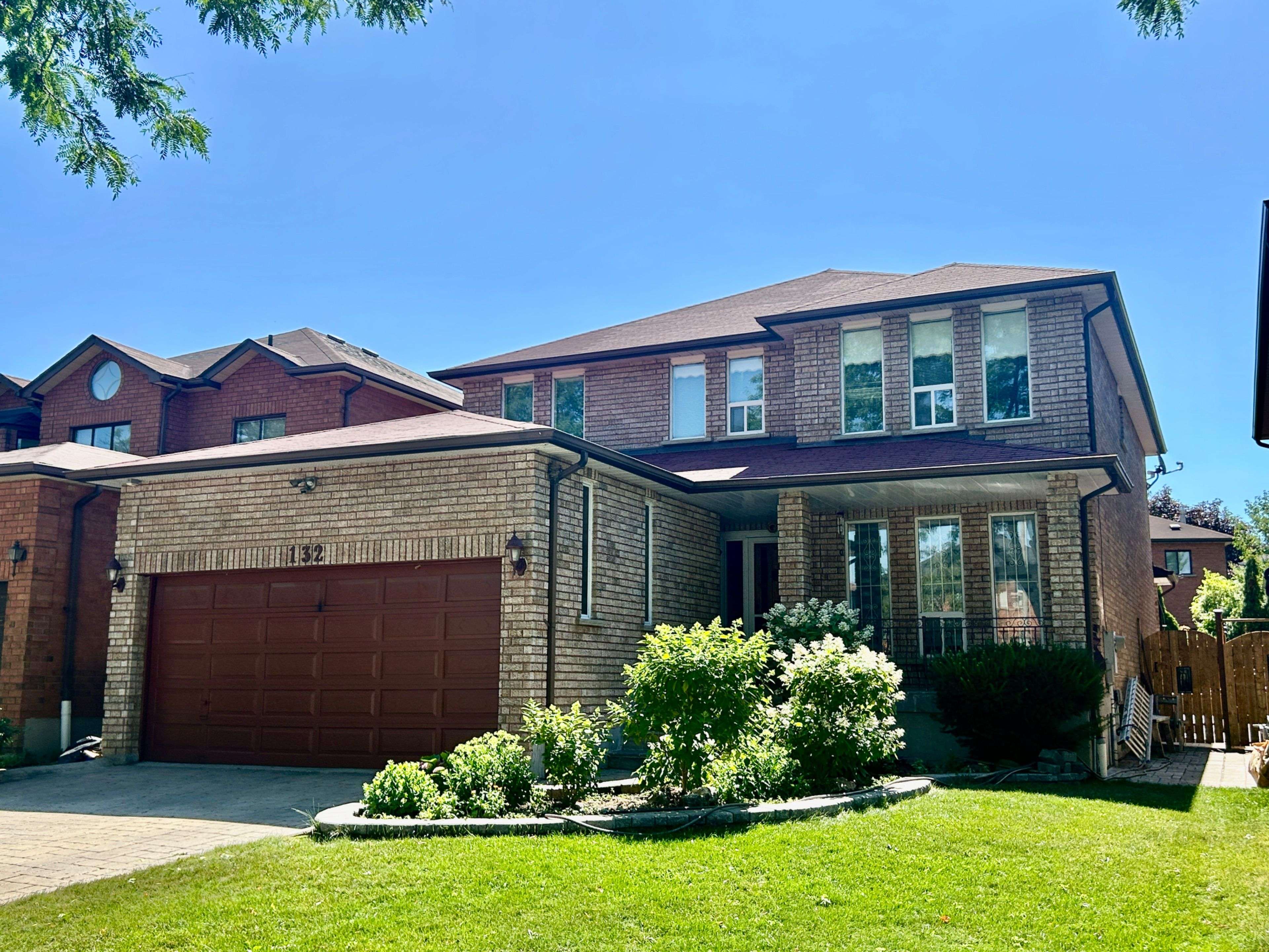 132 Glenn Hawthorne BLVD, Mississauga, ON L5R 2K7