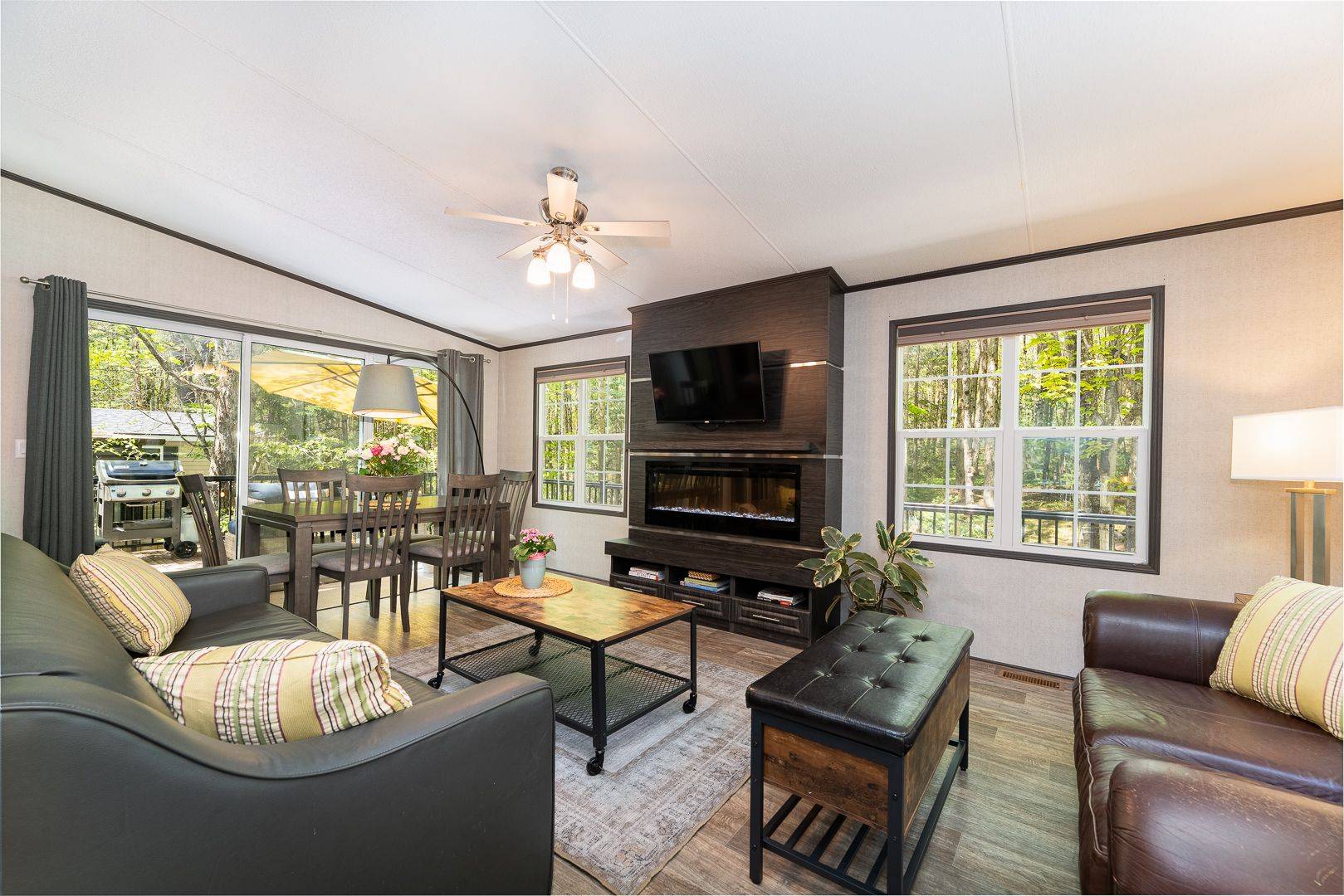 1047 Bonnie Lake Camp RD #808, Bracebridge, ON P1L 1W9