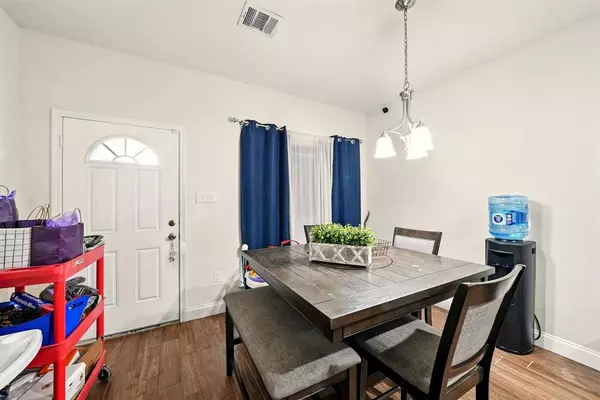 Fort Worth, TX 76106,2901 18th Street