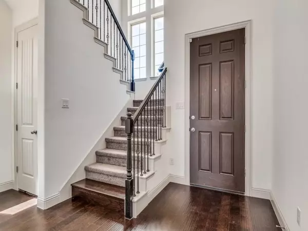 Carrollton, TX 75010,2128 Ella Lane