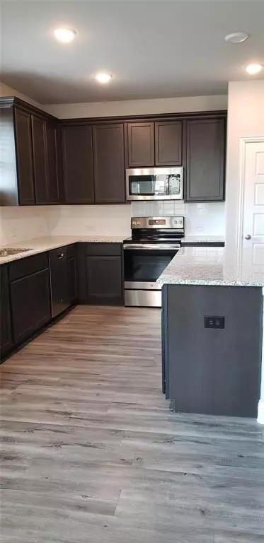 Sanger, TX 76266,4927 Sanger Circle Drive