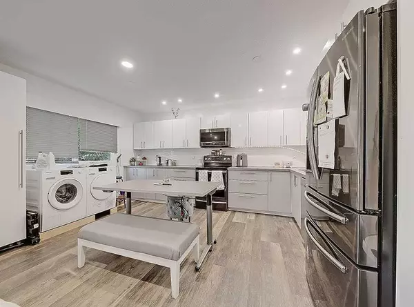 Calgary, AB T3G 1R5,136 Ranchview CT NW