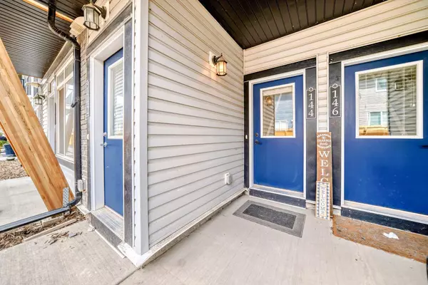 Calgary, AB T3J0Y3,144 Savanna NE