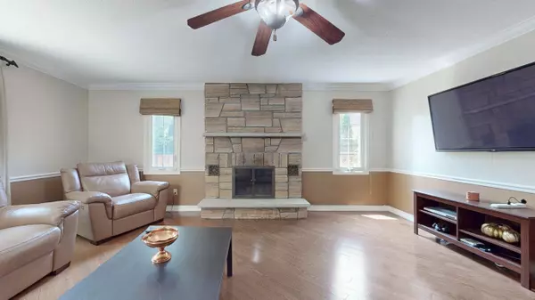 Mississauga, ON L5L 3H5,1746 The Loft N/A
