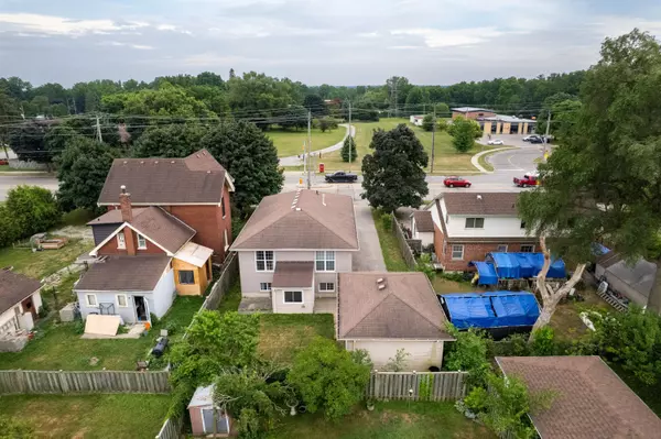 Brant, ON N3S 3T1,880 A Colborne ST