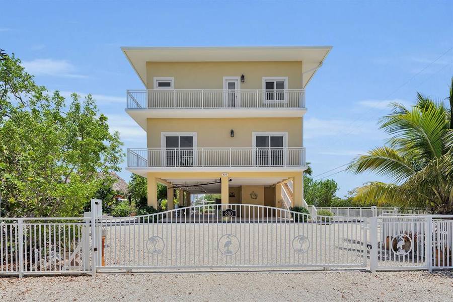 830 Egret Ln, Key Largo, FL 33037