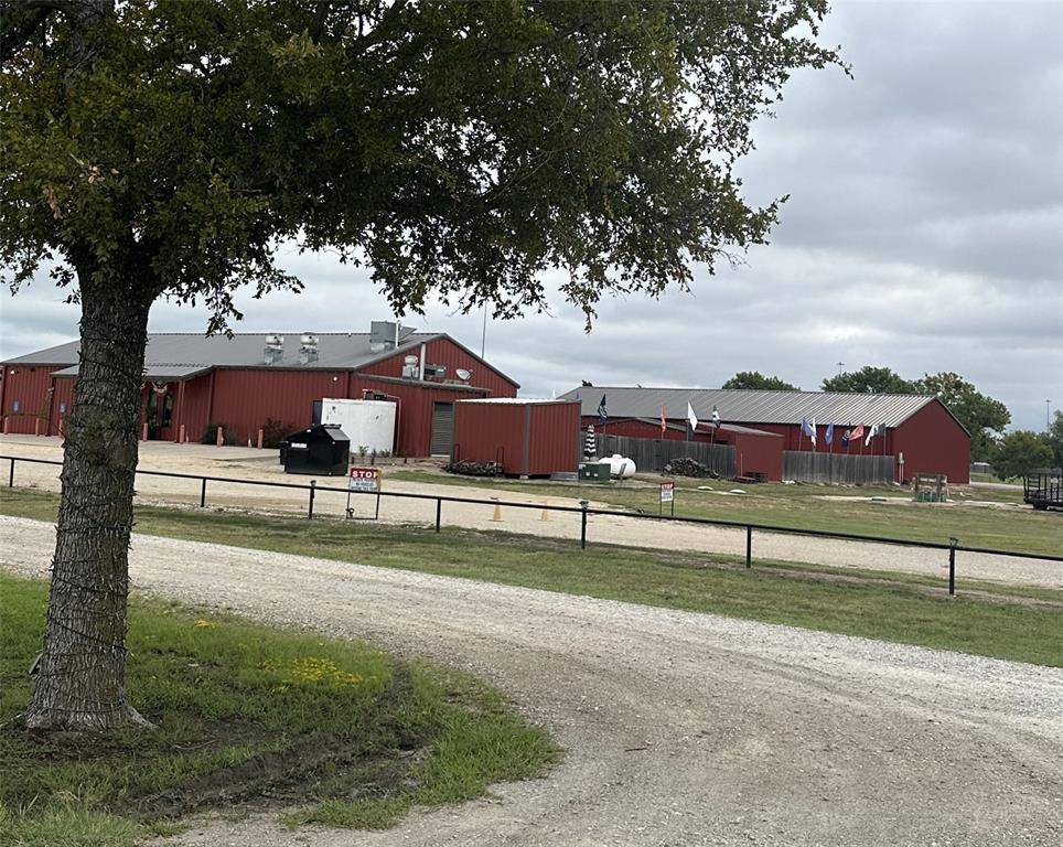 3667 3667 E Interstate 30, Campbell, TX 75422