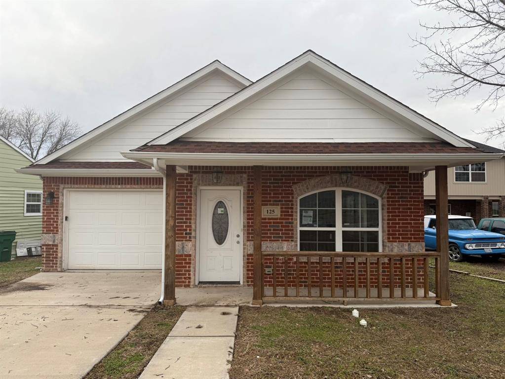 125 N Aiken Street, Waxahachie, TX 75165
