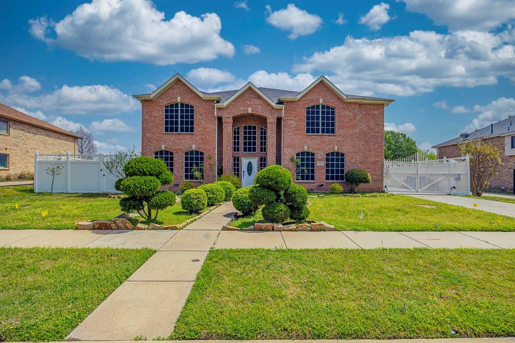 808 Sabona Drive, Desoto, TX 75115