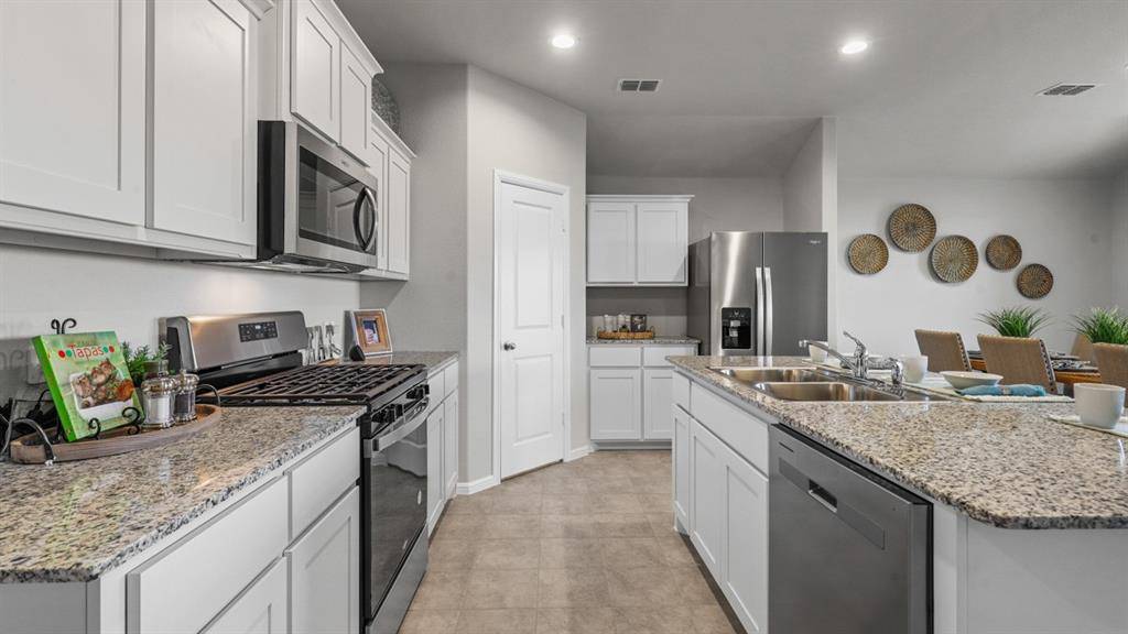 Fort Worth, TX 76036,4112 CROOKED BEND Drive