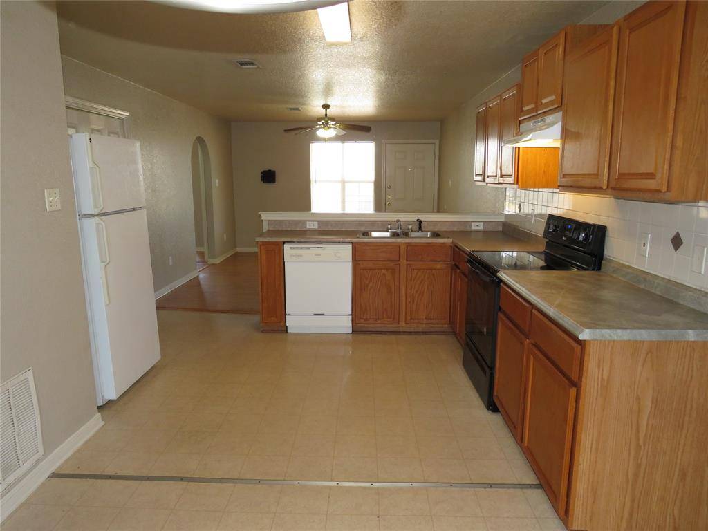 Killeen, TX 76543,1602 Dugger Circle