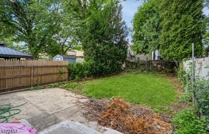 West Orange Twp., NJ 07052,33 Liberty St