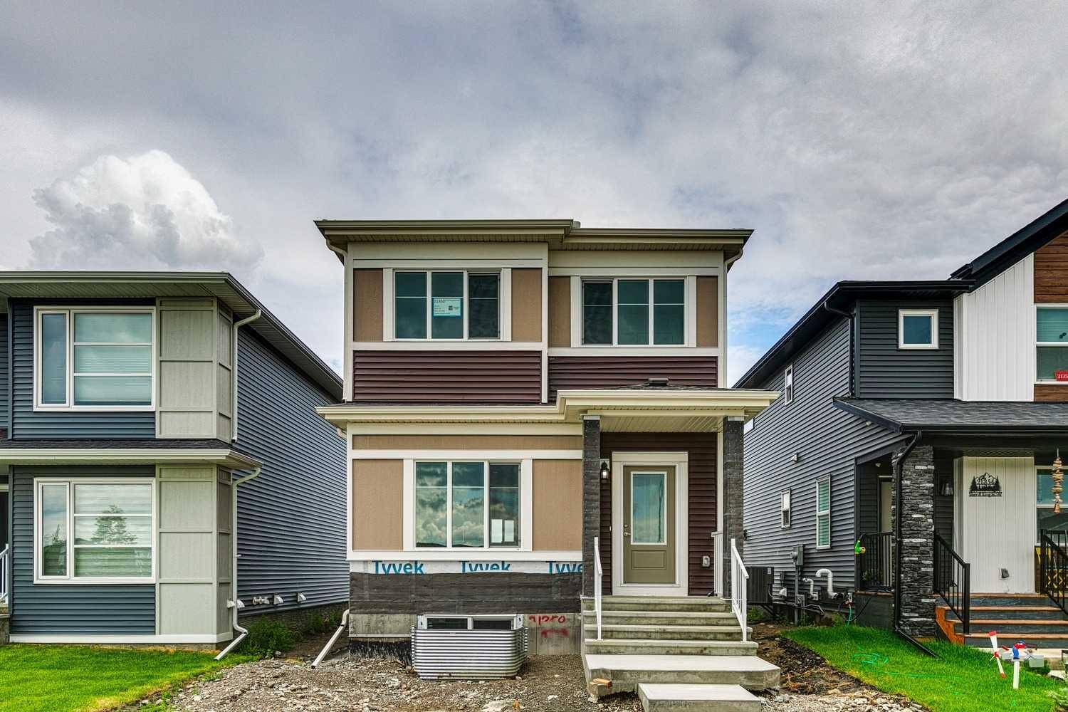 21350 Sheriff King ST, Calgary, AB T2X 5G7