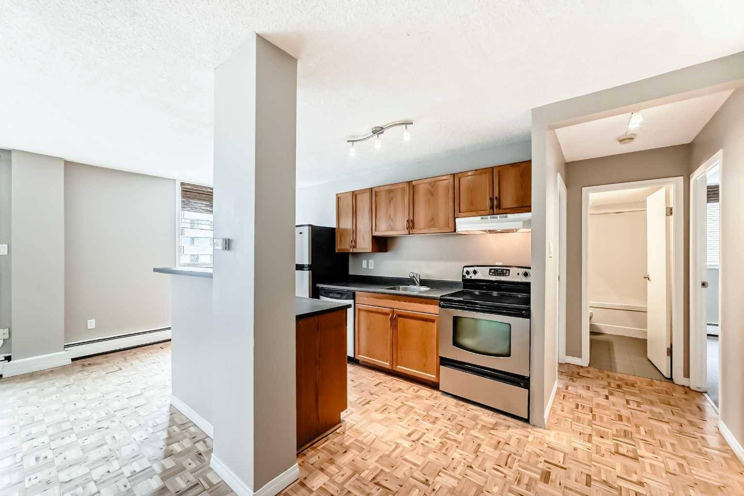 Calgary, AB T3C0X5,1236 15 AVE Southwest #207