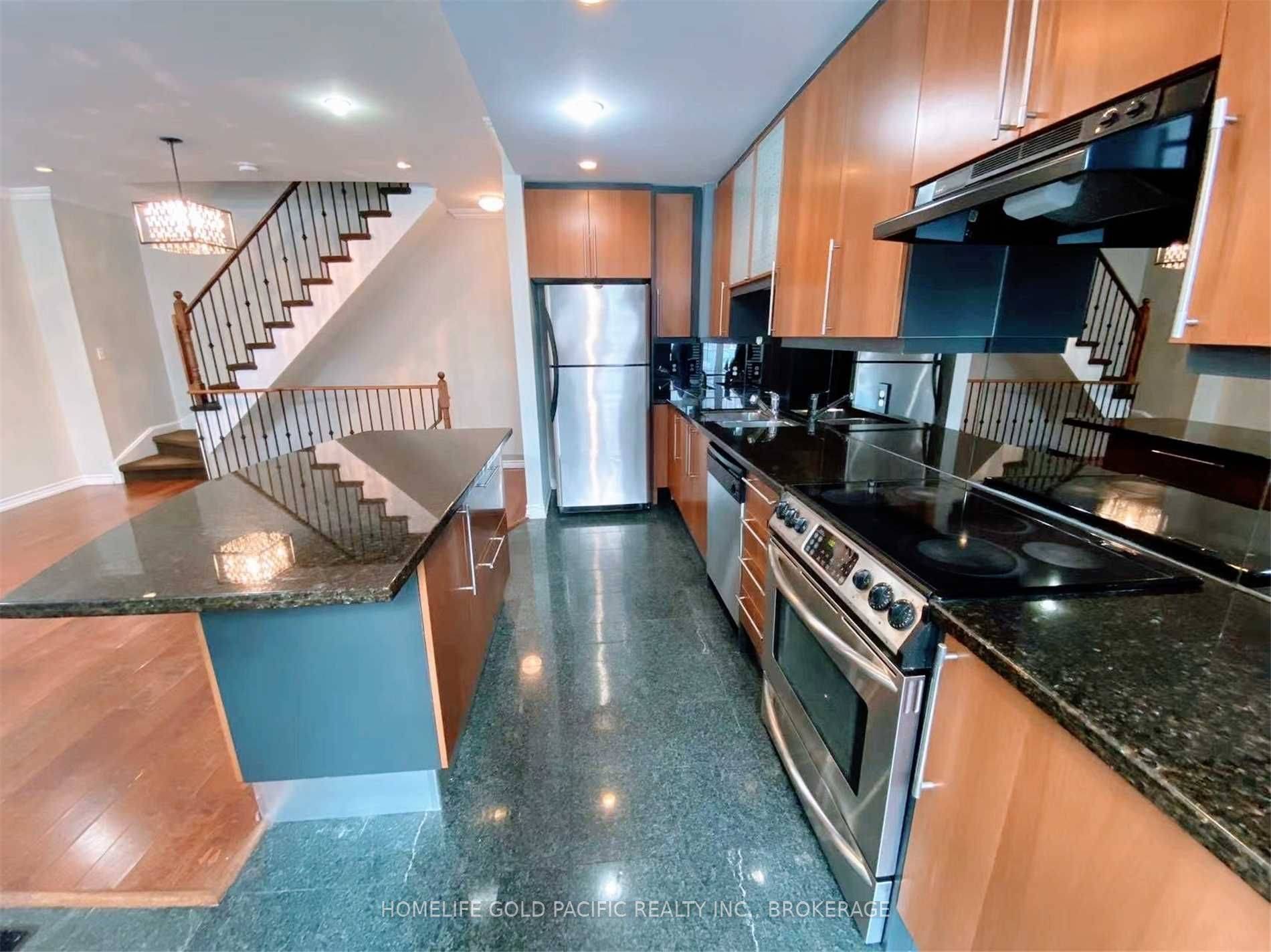 Toronto C14, ON M2N 7C1,16 Humberstone DR #110
