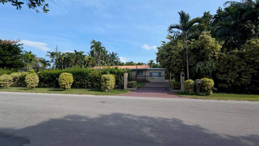 Miami, FL 33175,12200 SW 51st St