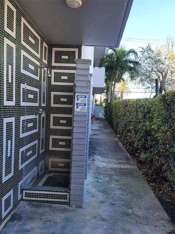 Miami Beach, FL 33141,1145 Normandy Dr #206