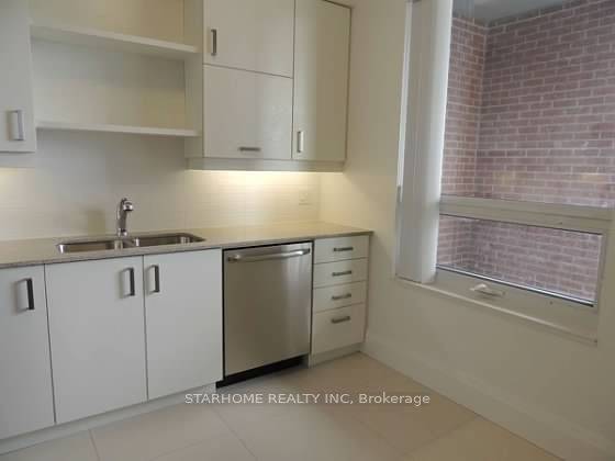 Markham, ON L3R 1A6,8228 Birchmount RD #RG29