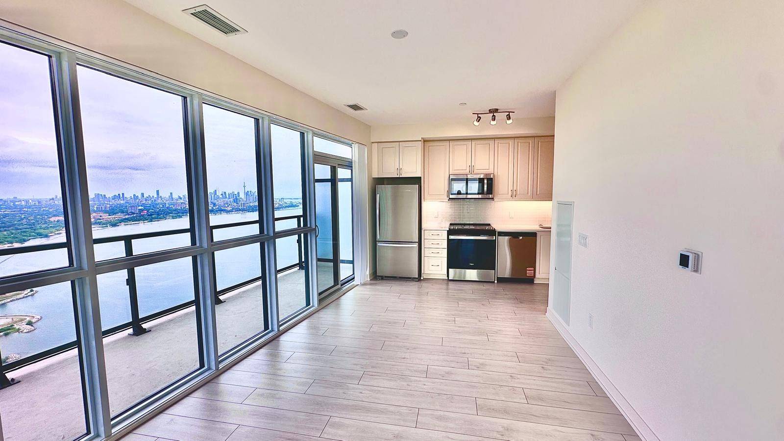 38 Annie Craig DR #LPH 5311, Toronto W06, ON M8V 0G9