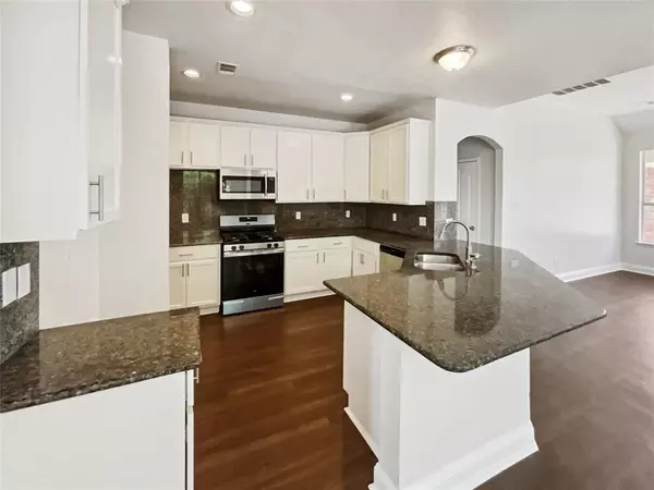 Garland, TX 75040,1815 Hollow Creek Court