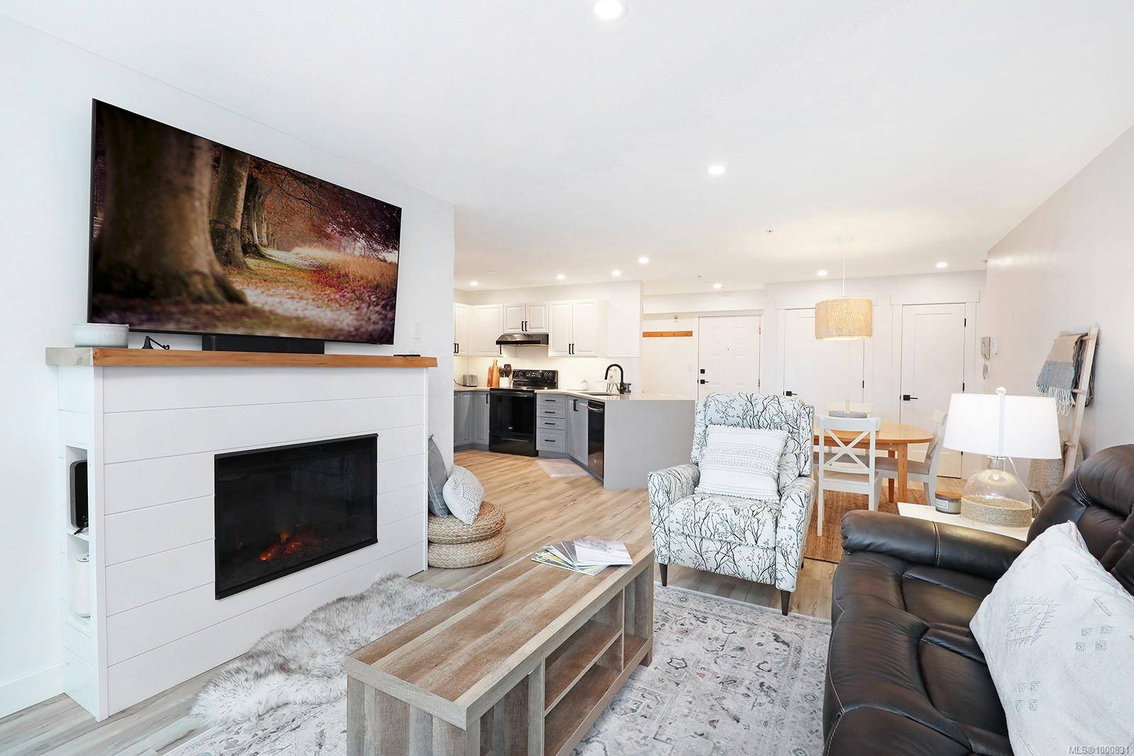 1320 Henry Rd #212, Courtenay, BC V0P 1N0