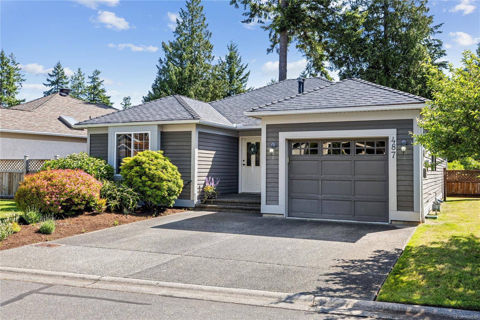 487 Seaward Way, Qualicum Beach, BC V9K 1T8
