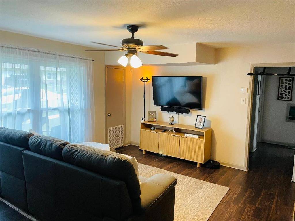 Farmers Branch, TX 75234,2626 Fieldale Drive