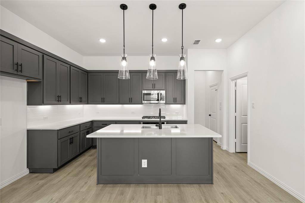 913 Janwood Drive, Plano, TX 75075