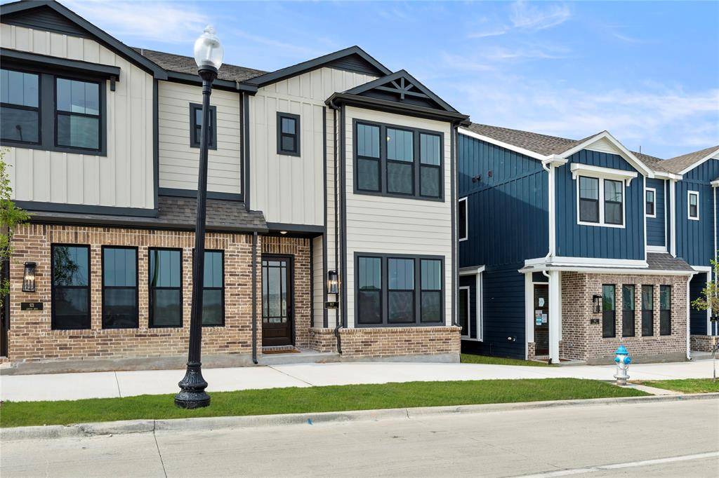 Plano, TX 75075,917 Janwood Drive