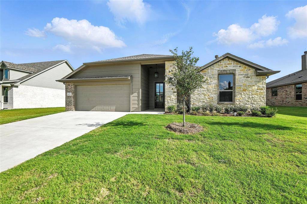 Saginaw, TX 76179,629 Mooney Drive
