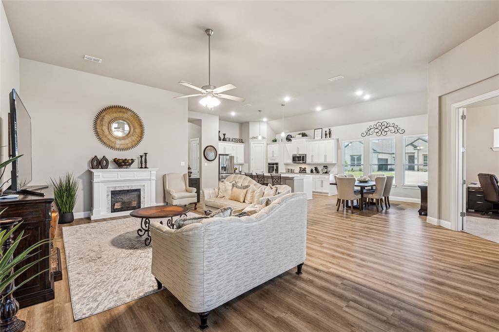 Mansfield, TX 76063,810 Brenda Drive