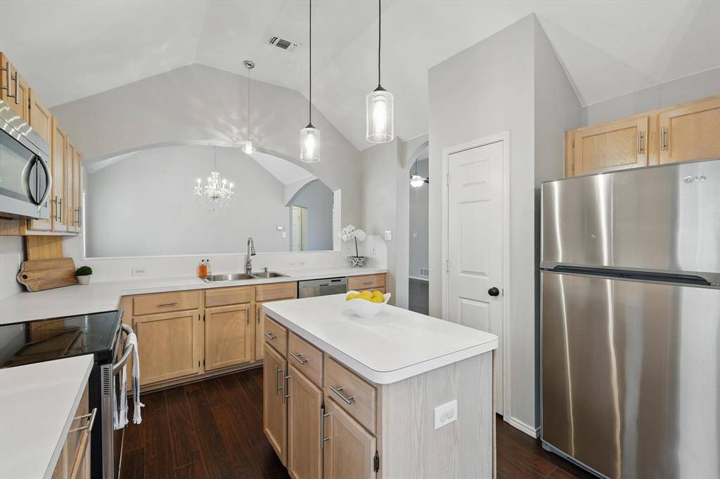 Fort Worth, TX 76137,4704 Misty Ridge Drive