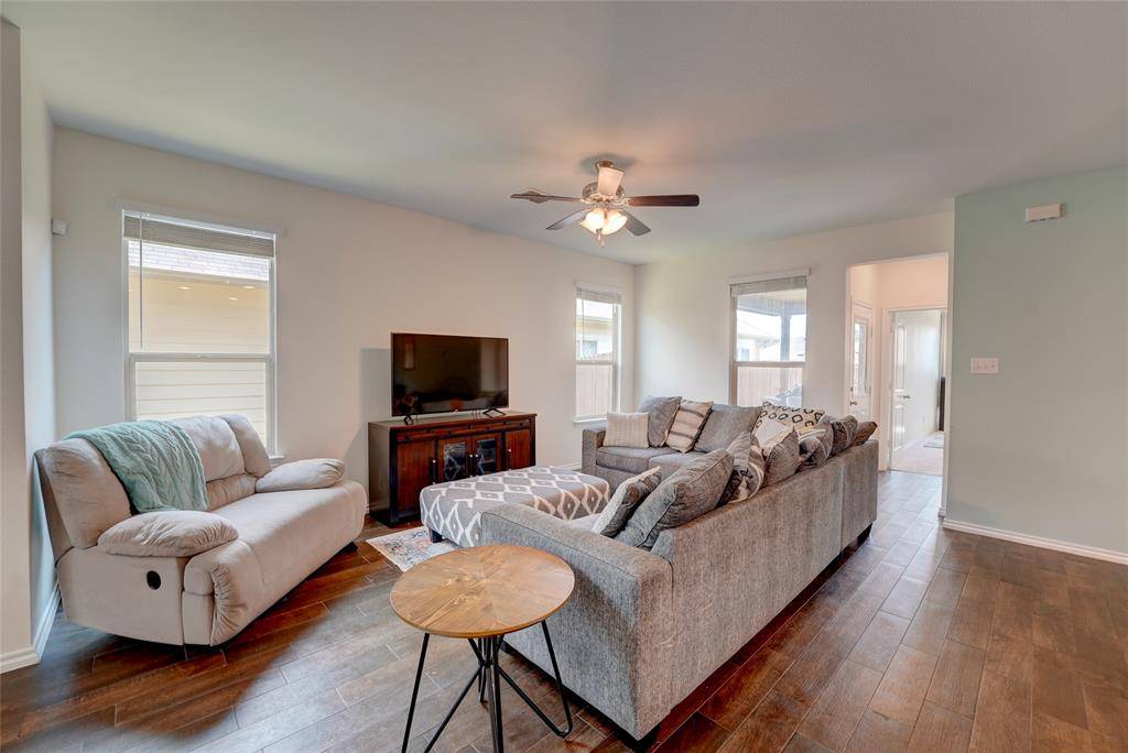 Aubrey, TX 76227,1025 Mason Street