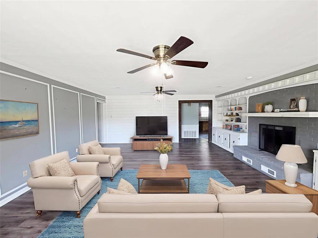 Tool, TX 75143,1004 Wildwood Way