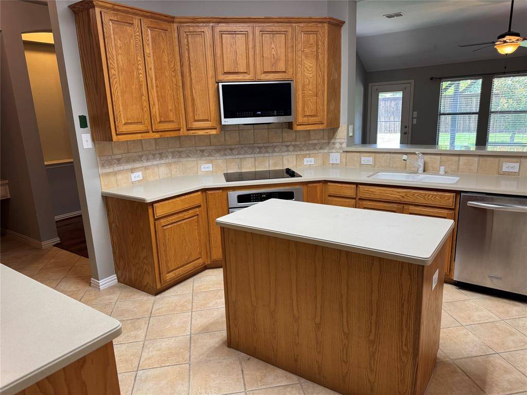 Little Elm, TX 75068,2601 Whispering Trail