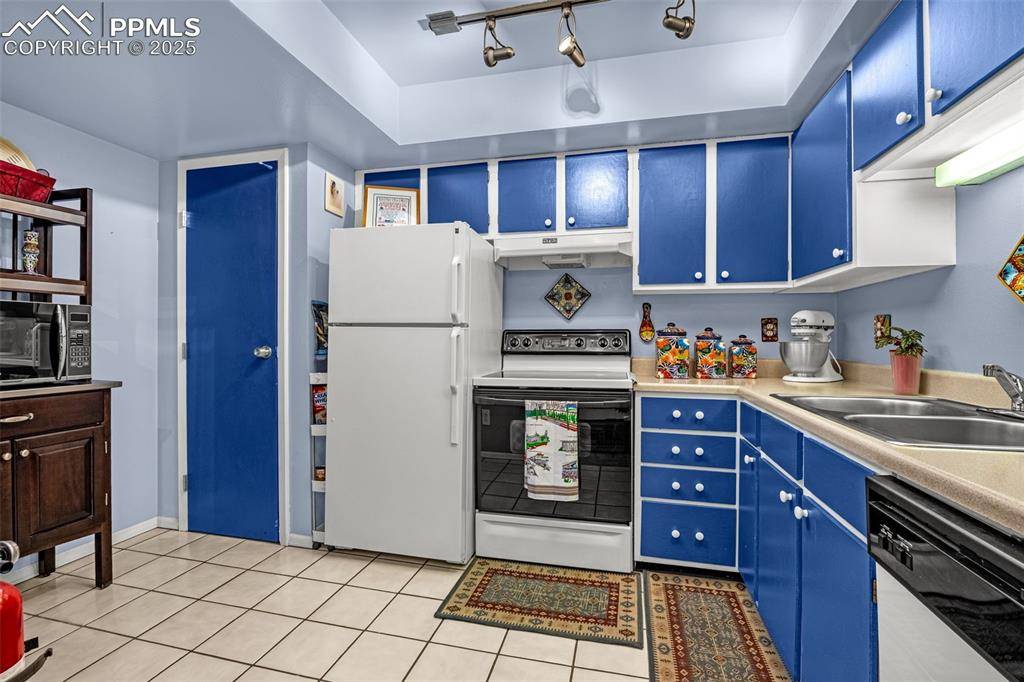 Denver, CO 80235,3550 S Harlan ST #174