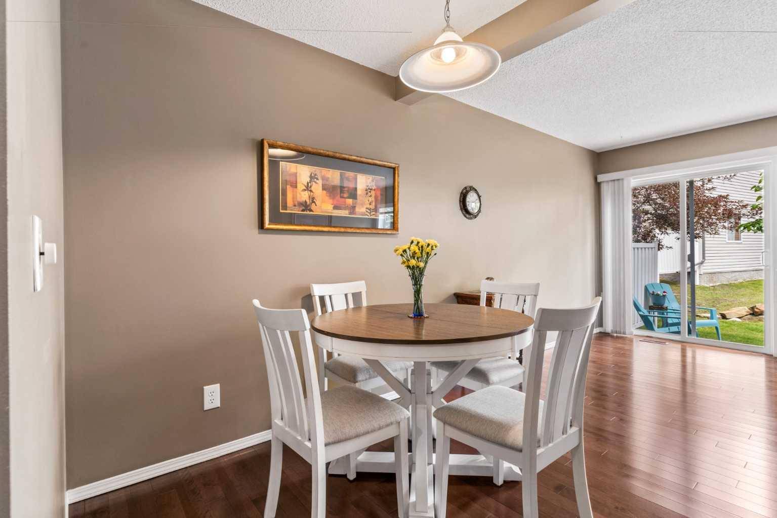 Calgary, AB T2Y 3W1,24 Millview GN SW