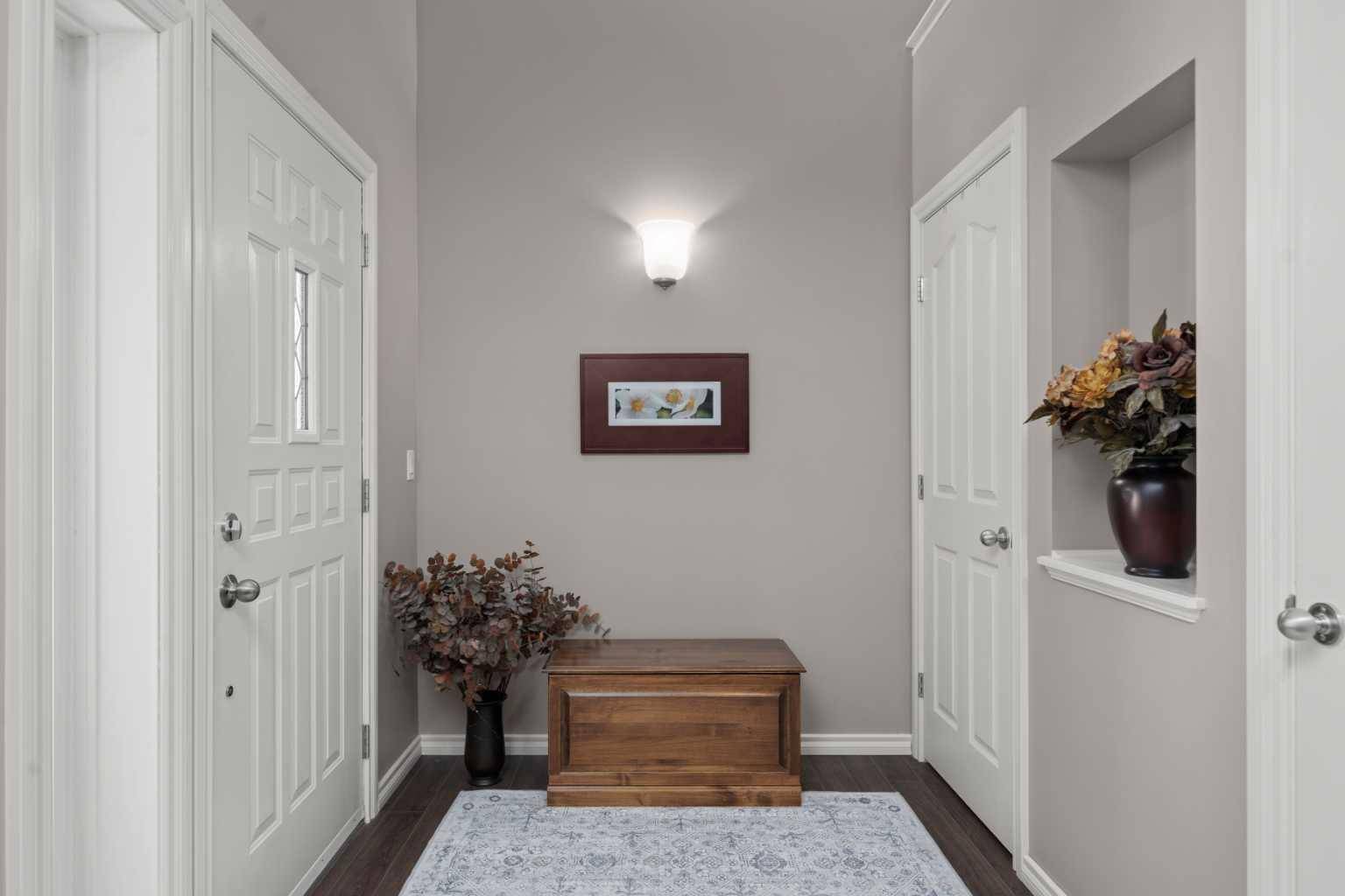 Okotoks, AB T1S 2H6,117 Crystal Shores MNR