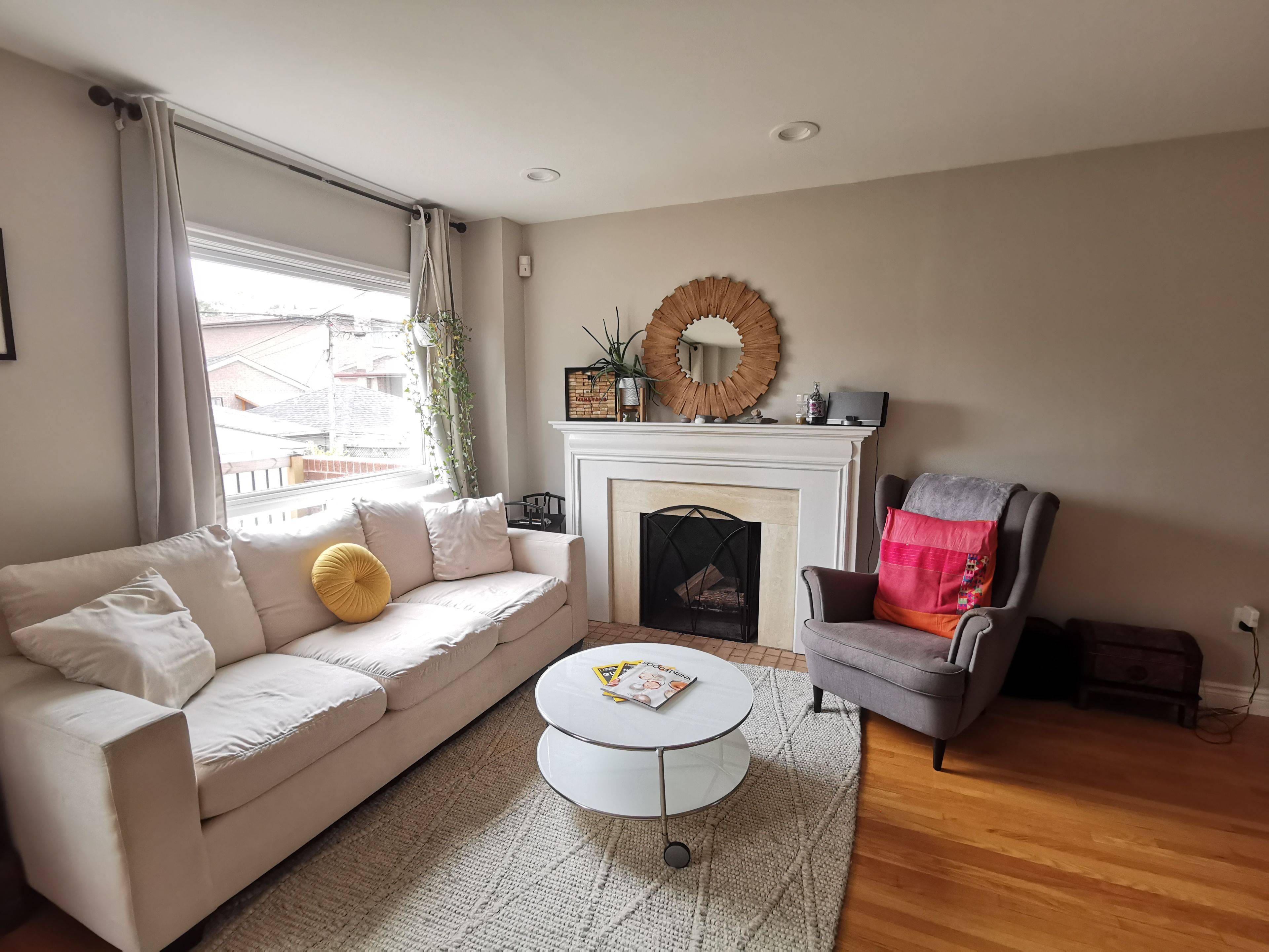 Toronto C03, ON M6C 1N4,13 Mulberry CRES