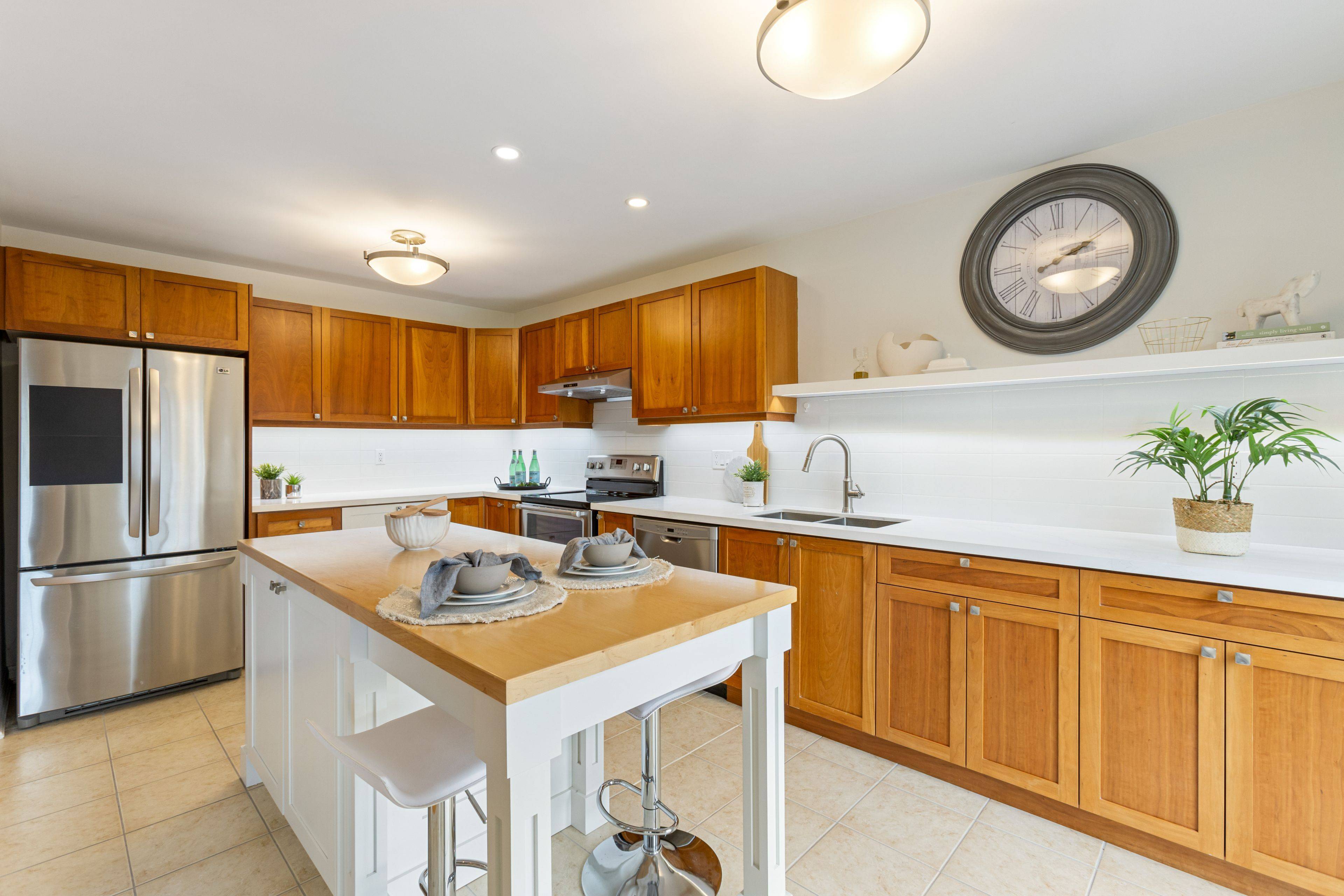 Clarington, ON L1C 5P1,27 Lunney CRES