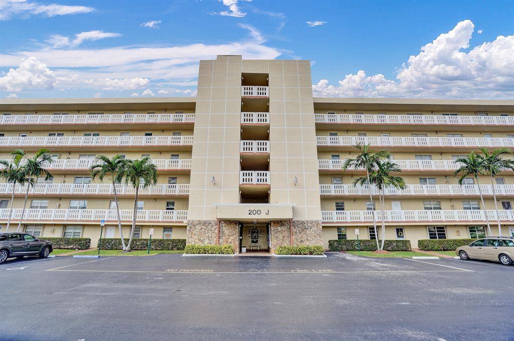 200 SE 5th Ave #601, Dania Beach, FL 33004