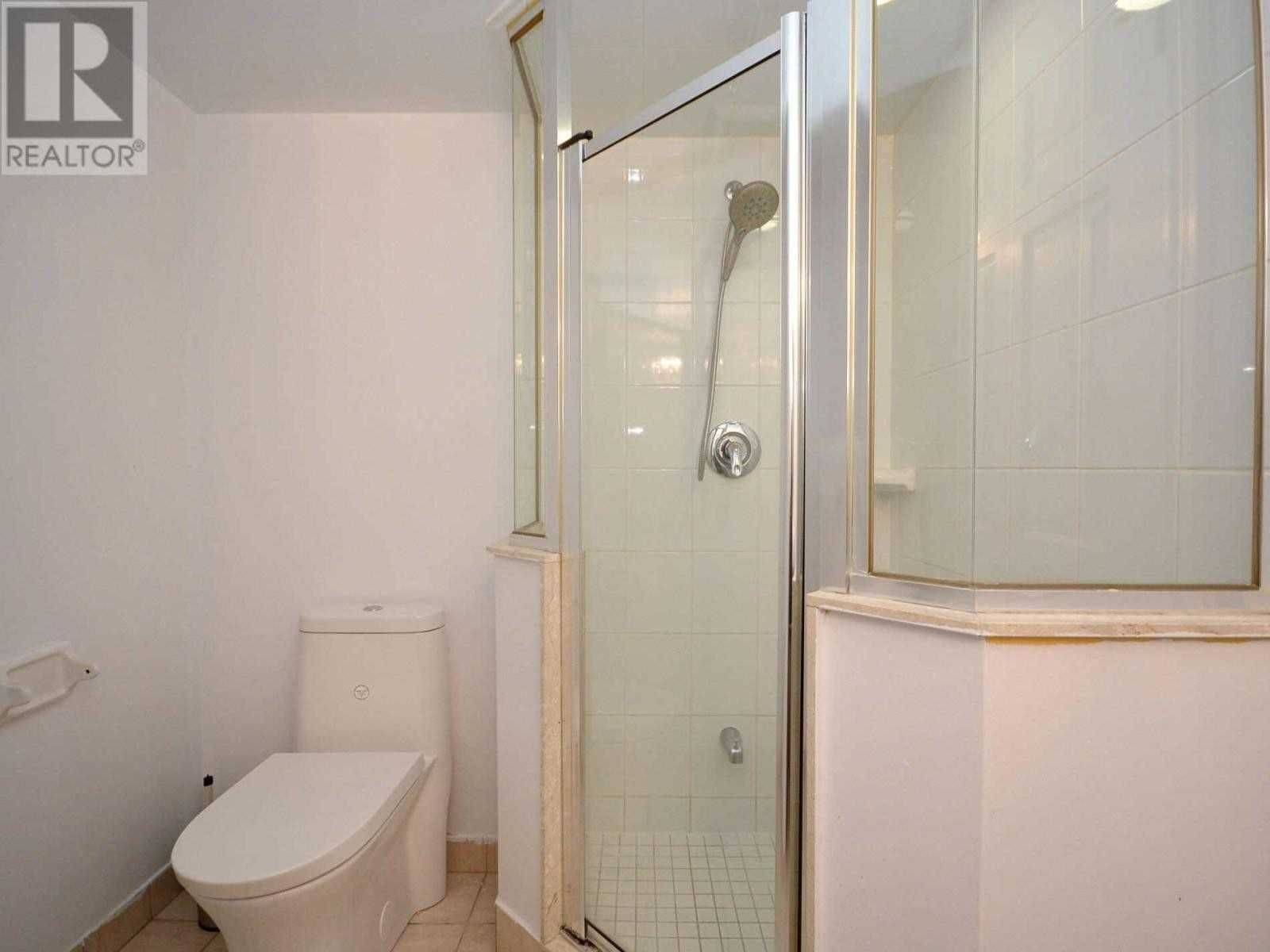 Mississauga, ON L5B 4M7,3880 Duke Of York BLVD #1513
